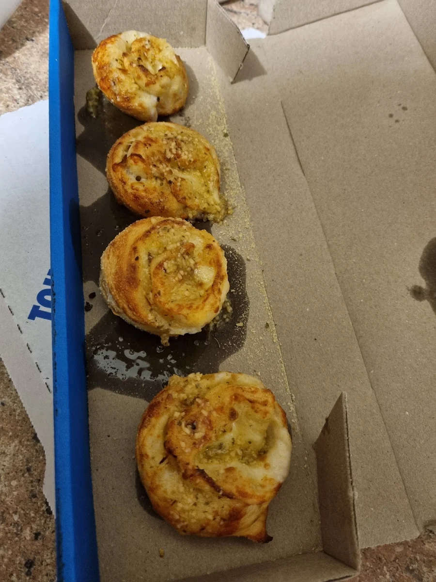 Garlic Scrolls, Domino's Pizza Mermaid Beach