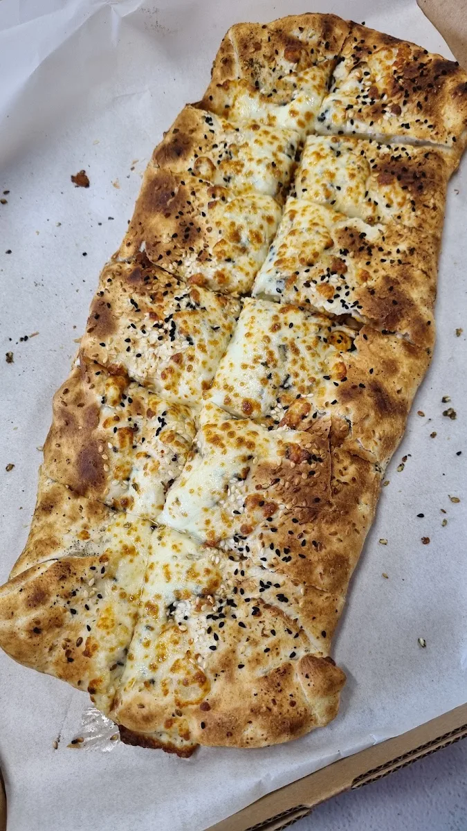 Chicken Mushroom Pide