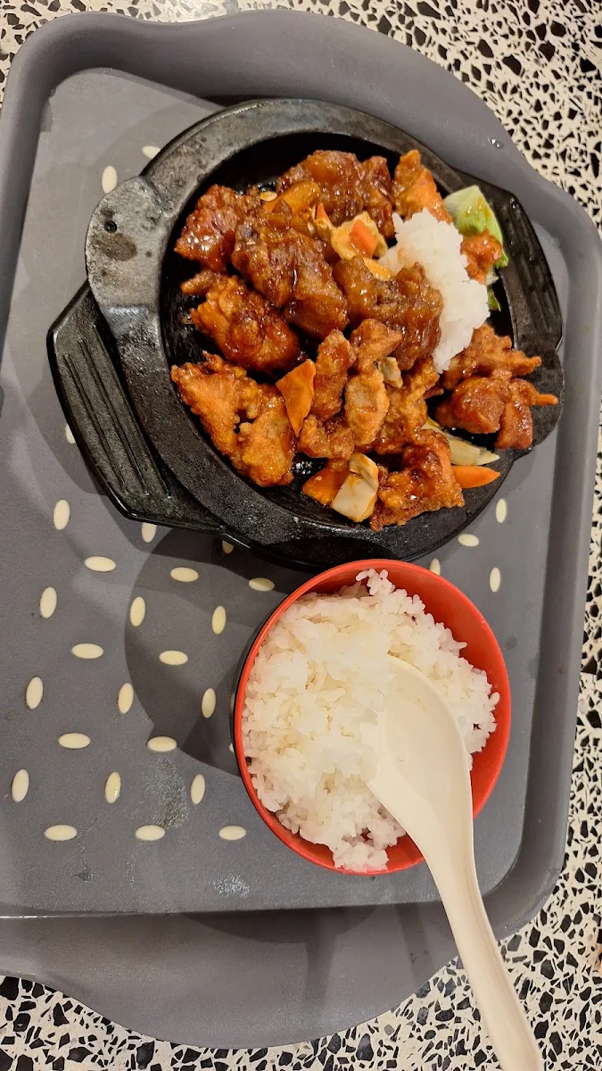 Crispy Chicken Hot Pot Don, Sunny Sushi