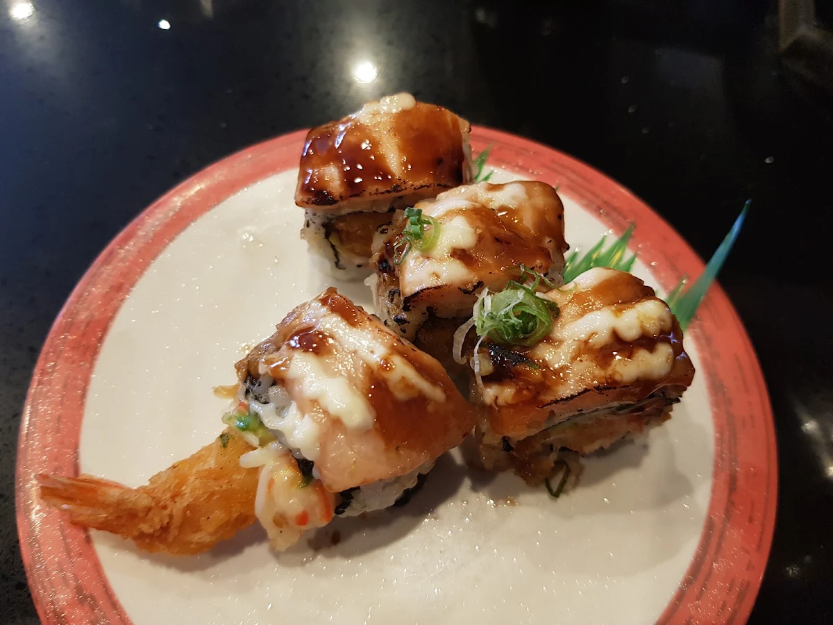 Raina Roll, Tokyo Train