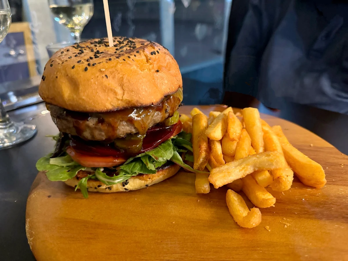 Full Oon Beef Burger M