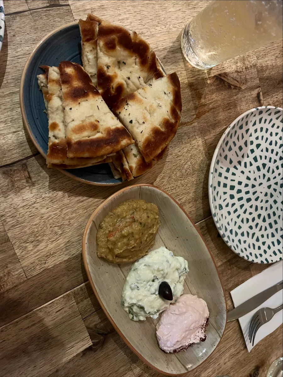 Bread and Dips, Gracie Greco