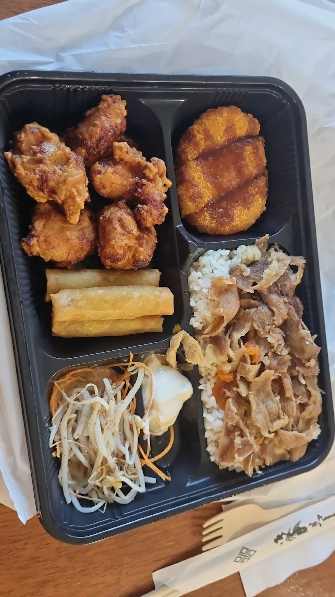 Highlights, J Sushi Cafe