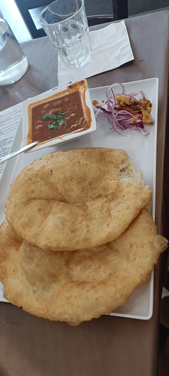 Chole Bhatura