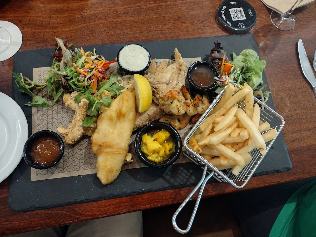 Seafood Platter, Victoria Hotel