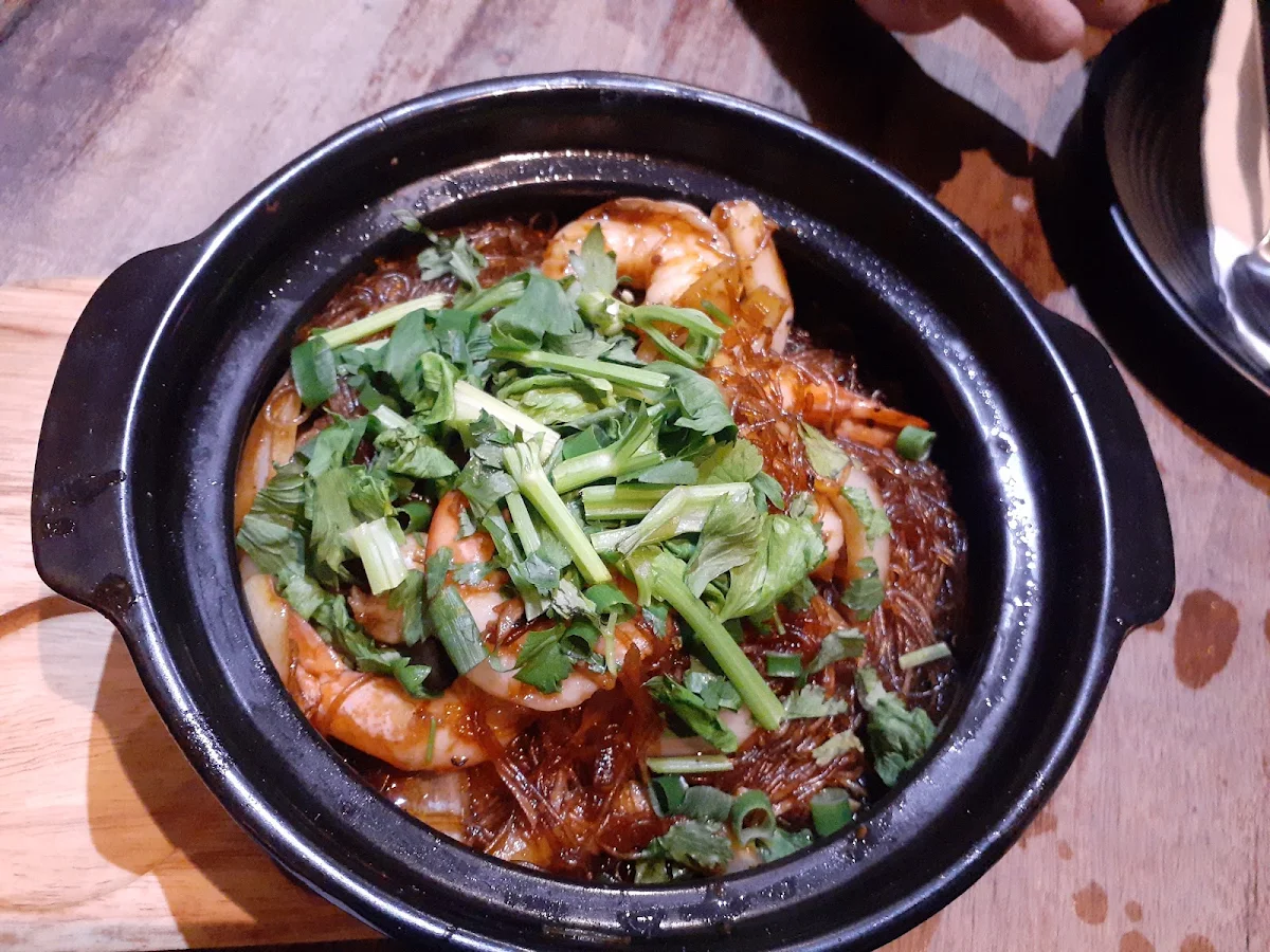 Prawn Clay Pot with Glass Noodle