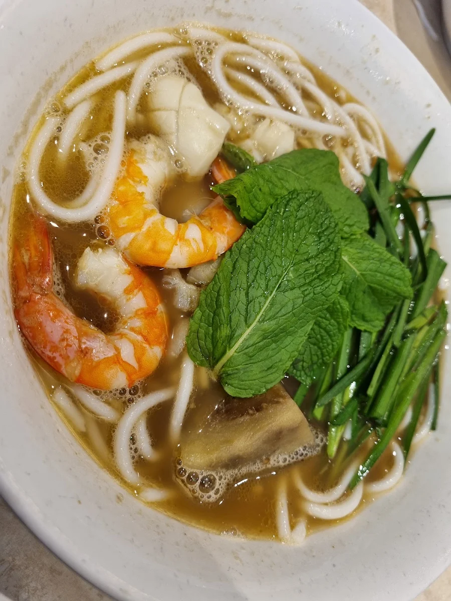 Fried Fish Vermicelli Soup