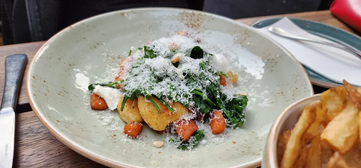 Gnocchi Burnt Butter Lemon Pine Nuts Chèvre