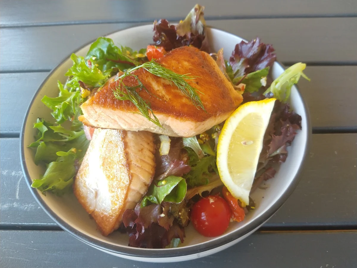 Moroccan Grilled Salmon Salad