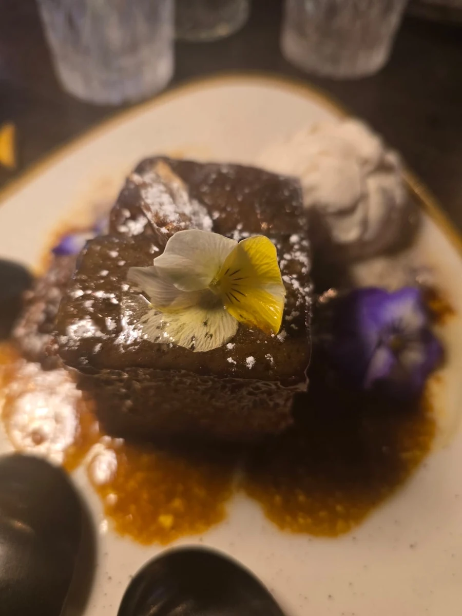 Sticky Date Pudding