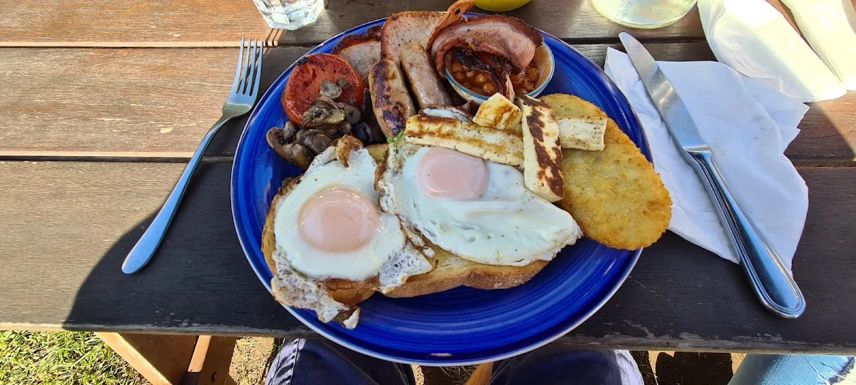 Big Breakfast, The Peachester Cafe Bakery