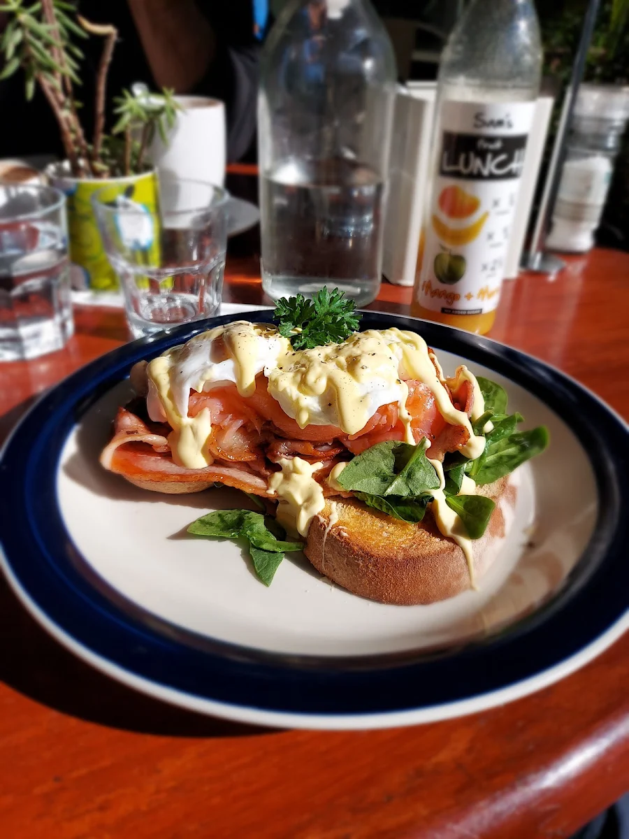 Eggs Benedict, The Peachester Cafe Bakery