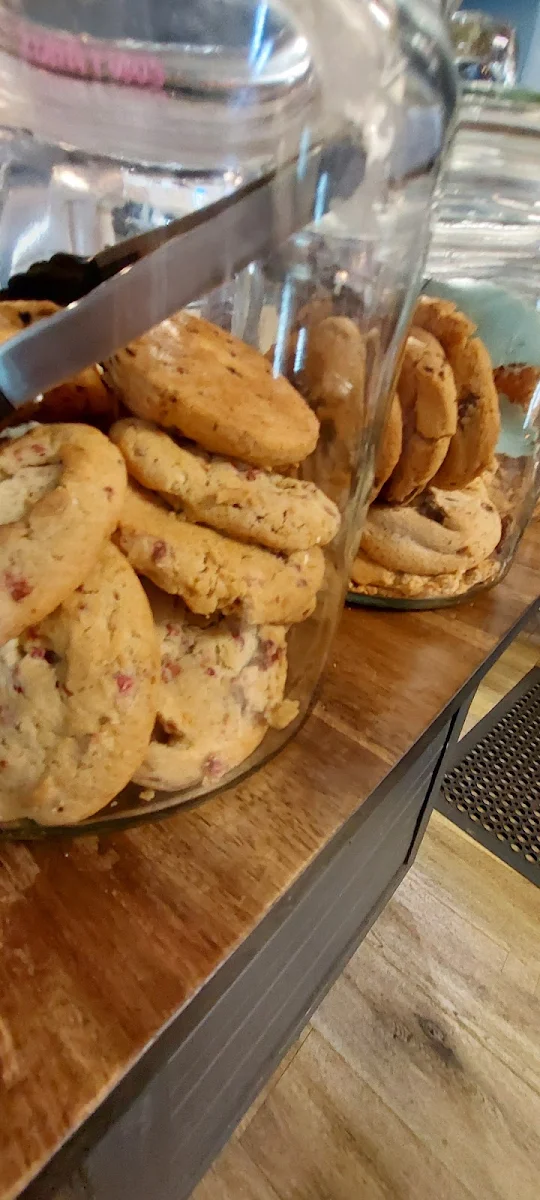 Chocolate Chip Cookie