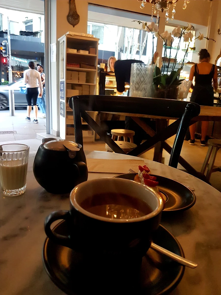 Tea, Café de la Fontaine