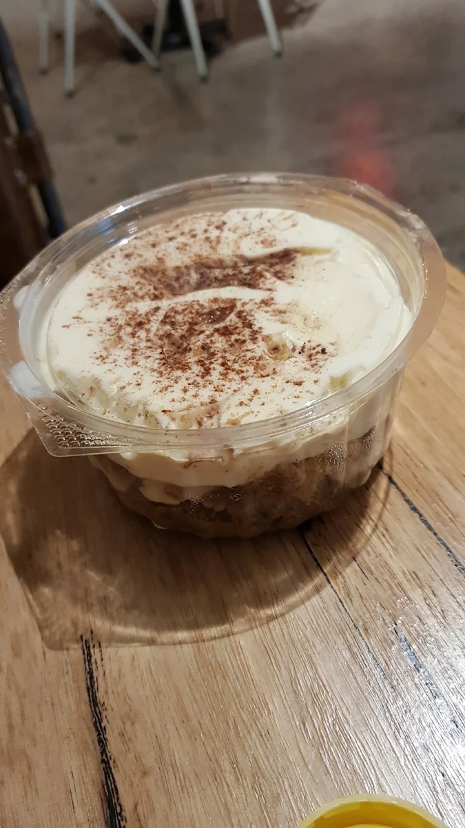 Tiramisu Cake