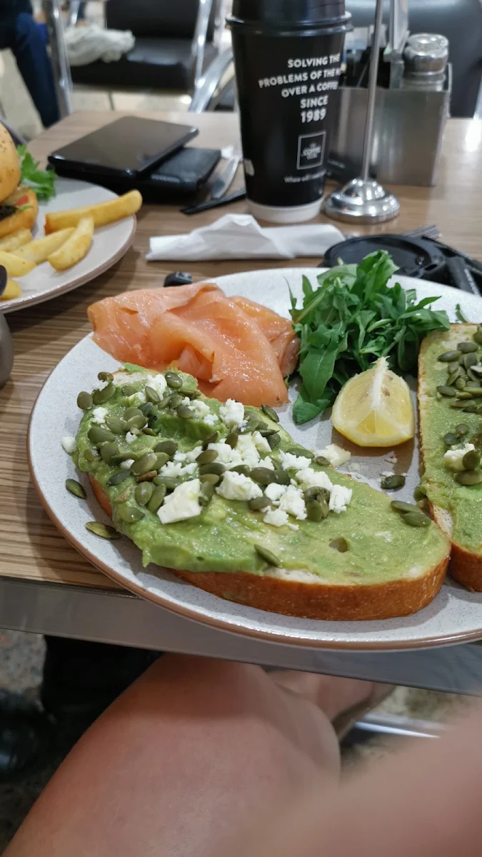Smashed Avocado, The Coffee Club Brookside