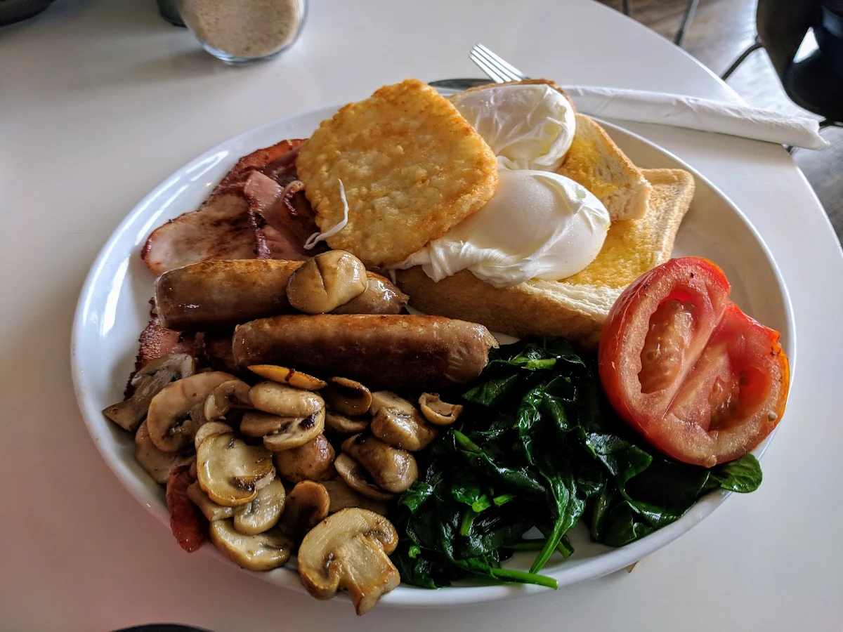 Mega Breaky, Red Eye Cafe