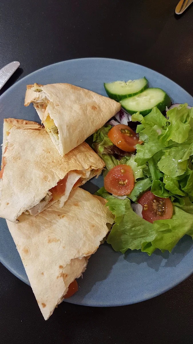 Pulled Pork Flatbread, The Coffee Club Café - Bundaberg Sugarland