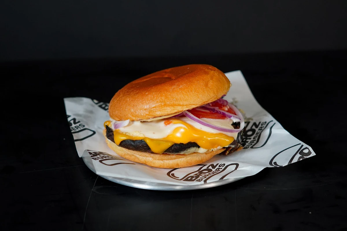 Highlights, BrOz Burgers
