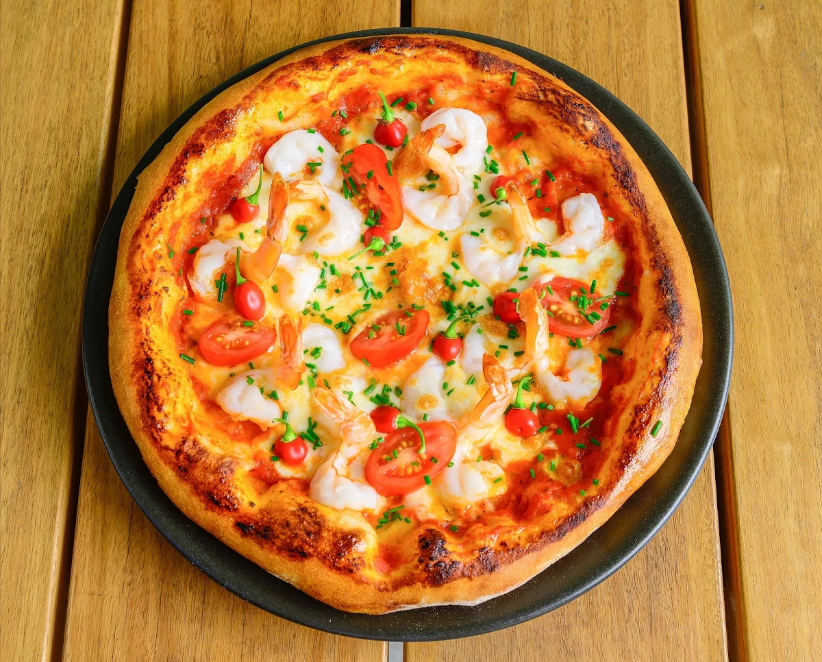 Garlic Prawn Pizza