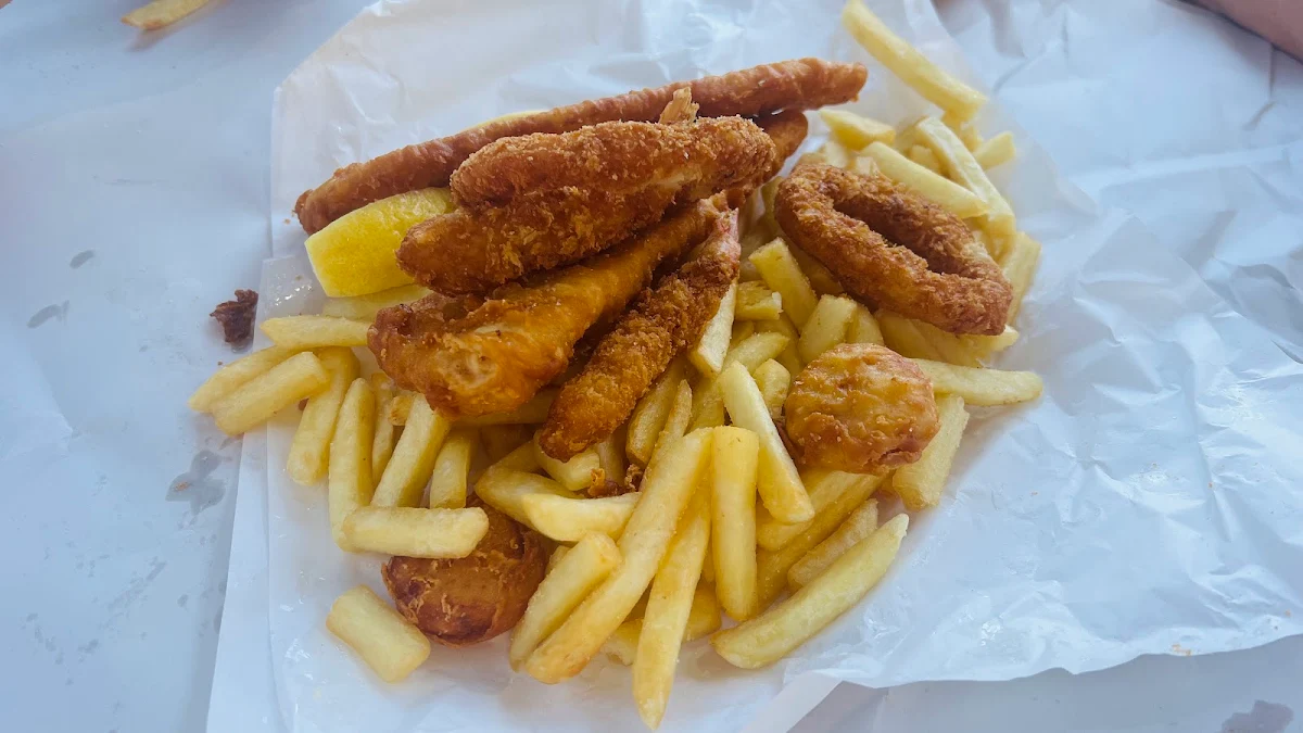 Highlights, Port Campbell Takeaway