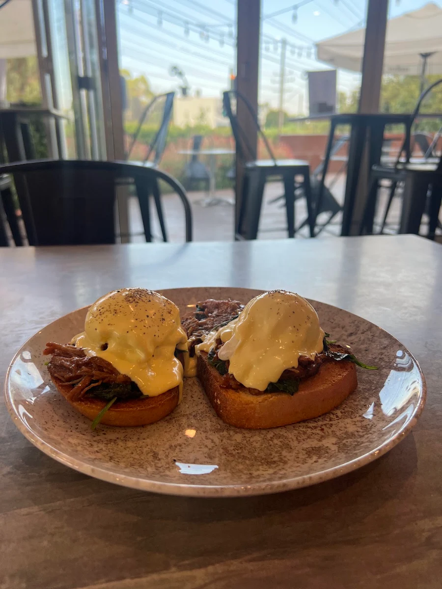 Pulled Pork, Bells and Whistles Cafe