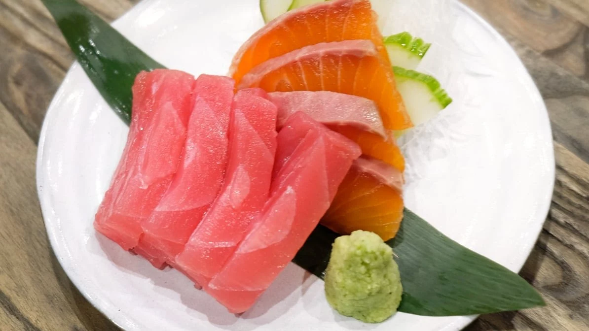 Highlights, Eat Sushi