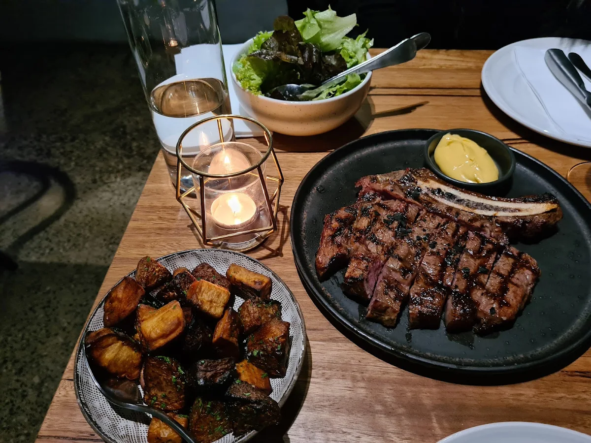 Ribeye, Attria Wine