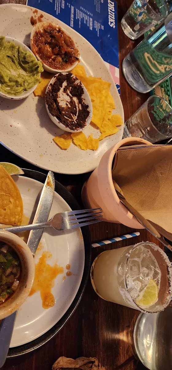 Nachos, MexiCali Bar Y Taqueria - Nobby Beach