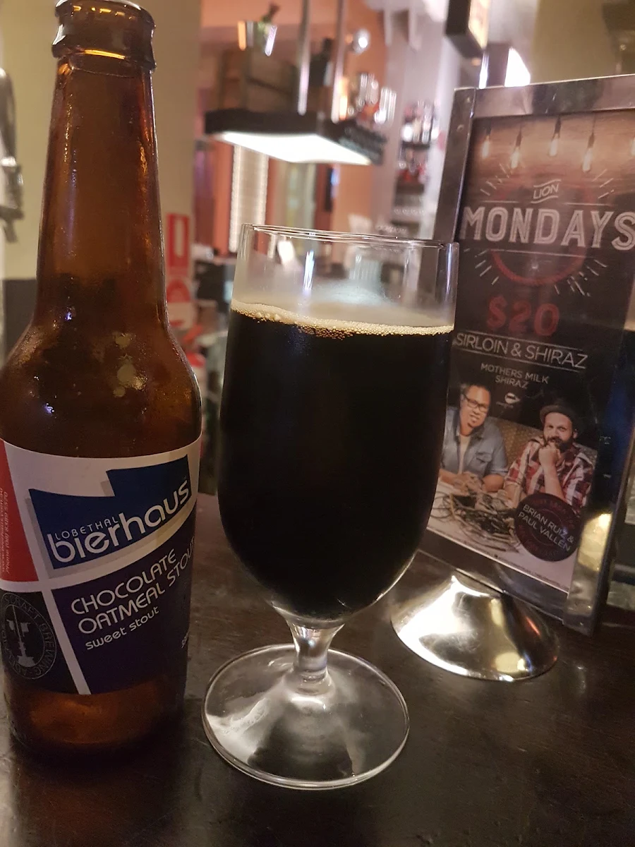 Stout, The Lion Hotel