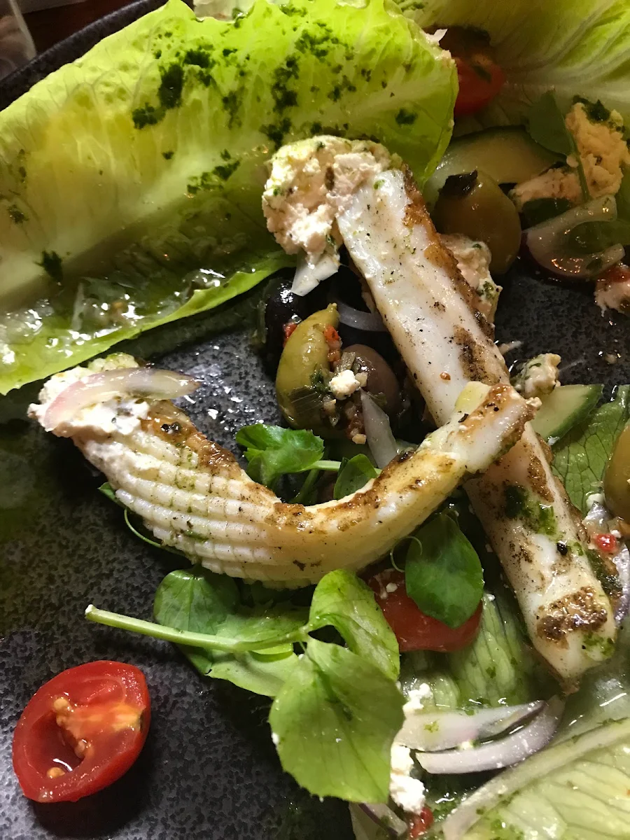 Lemon Pepper Calamari Salad