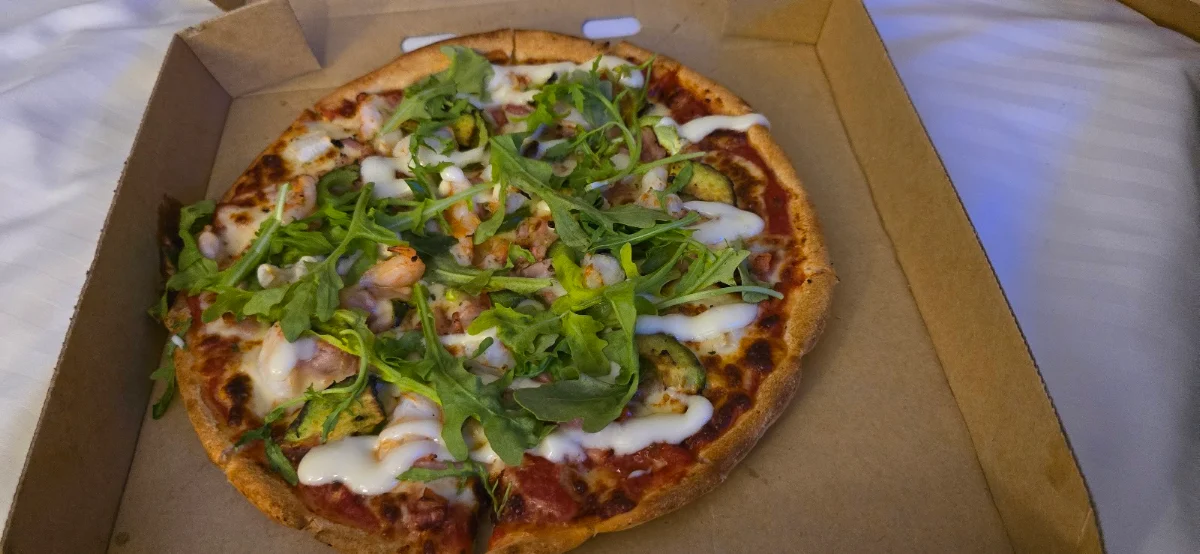 Highlights, Pizza in Paradise