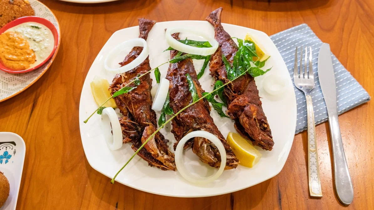 Highlights, Yaarl restaurant