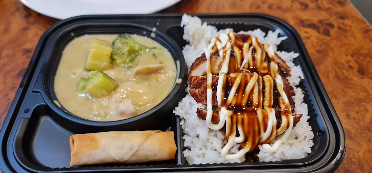 Highlights, Krua Thai and Japanese Restaurant