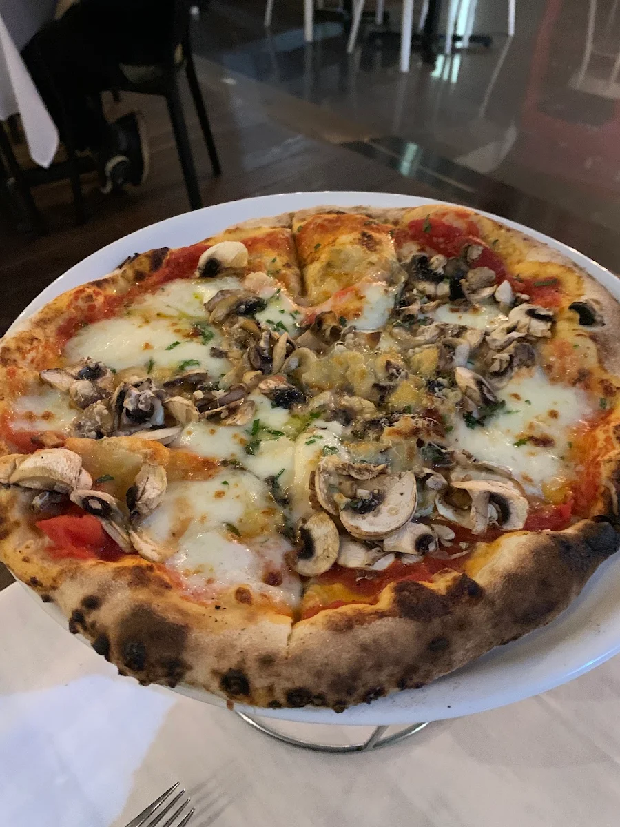 Funghi Pizza