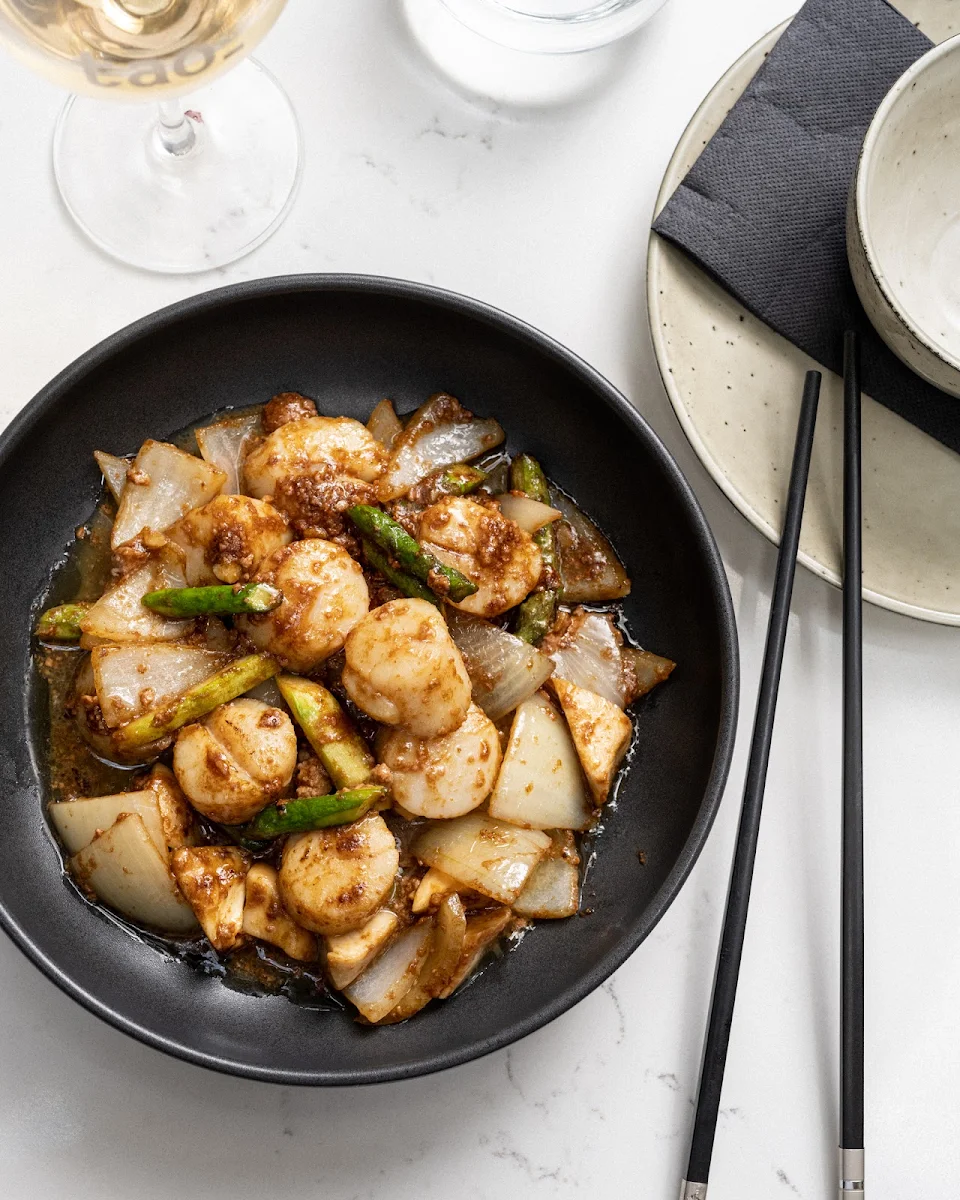 Stir-Fried Scallops Sugar Snap Peas