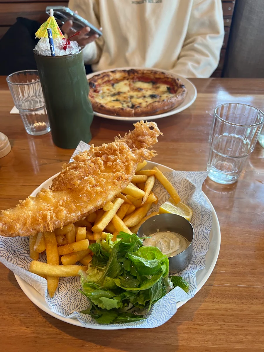 Pizza Fish & Chips