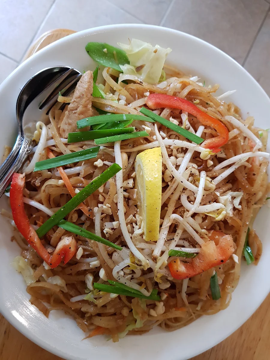 Pad Thai, Maleeya's Thai Café Takeaways Fresh Thai Food