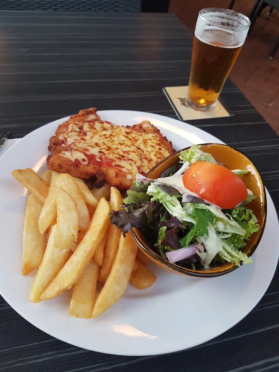 Pot, Duporth Tavern