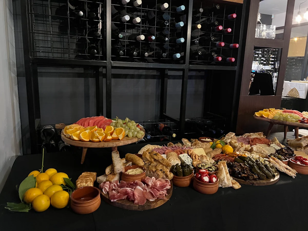 Highlights, Désir Wine & Cocktail Lounge