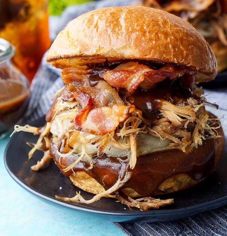 Pulled Beef Burger, Burger Fields