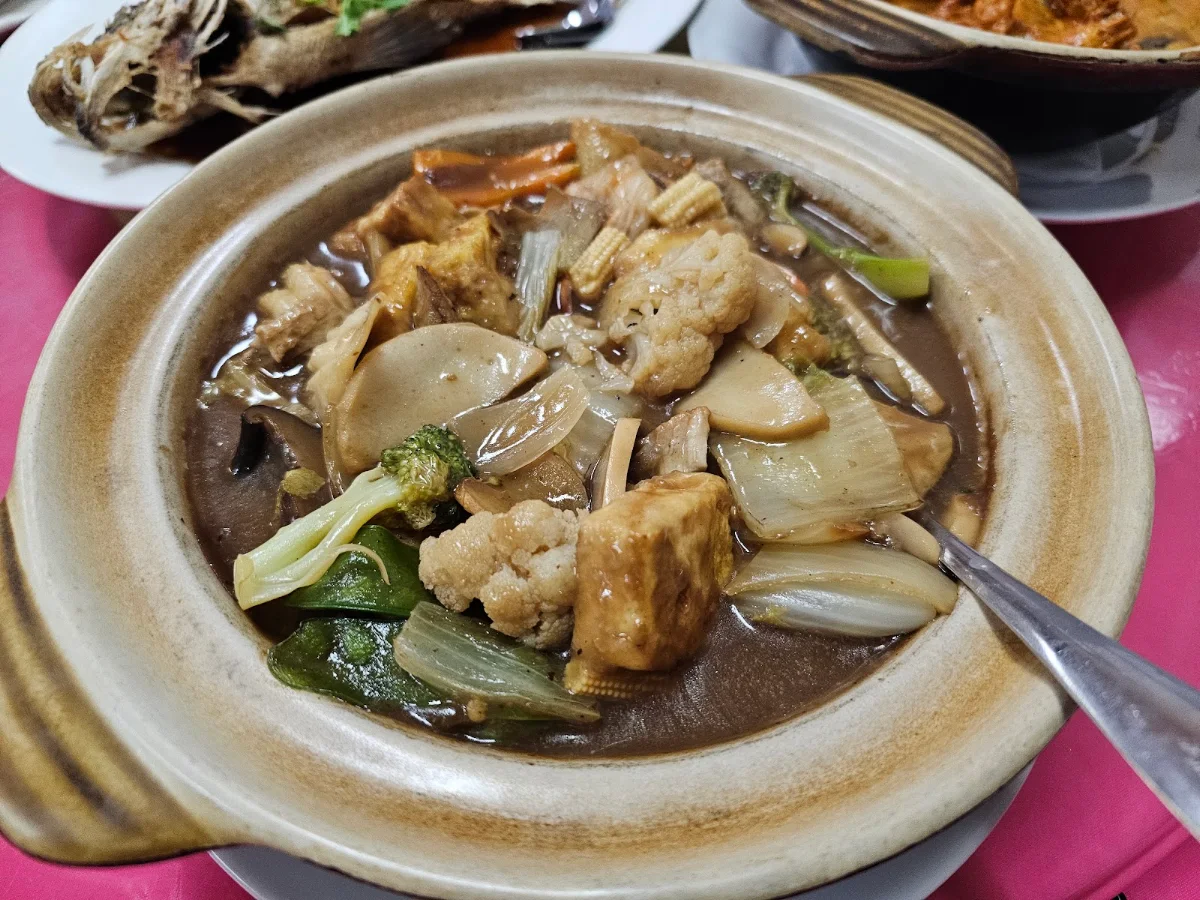 Home Made Taofu Claypot