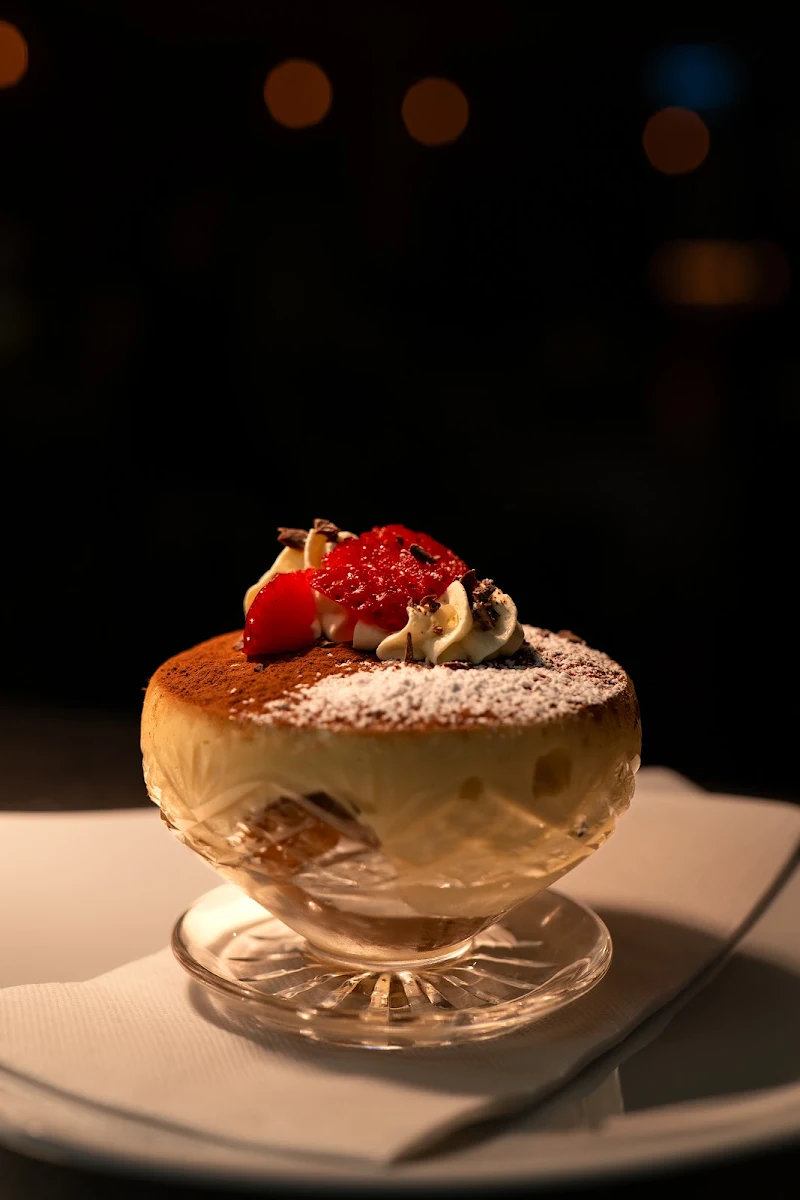 Highlights, Fellini Restaurant