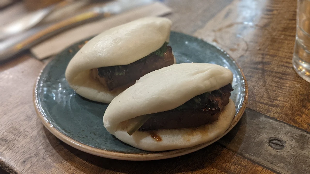 Bao Bun, Gaijin Eatery
