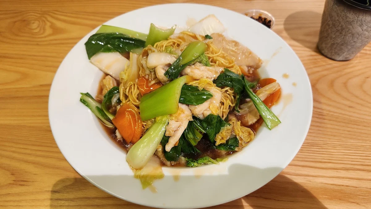 Fried Noodle Hong Kong Style