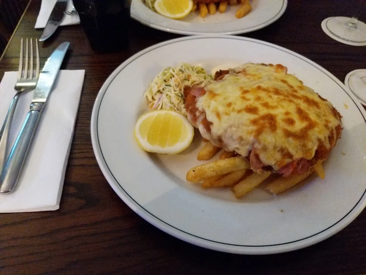 Schnitty, The Buena