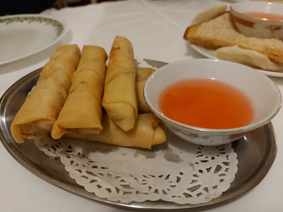 Spring Rolls, Emperor's Garden Chinese Restaurant