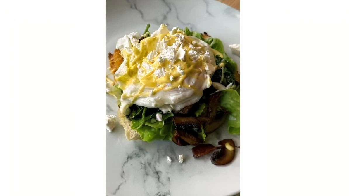 Highlights, Hungry Squirrel Cafe