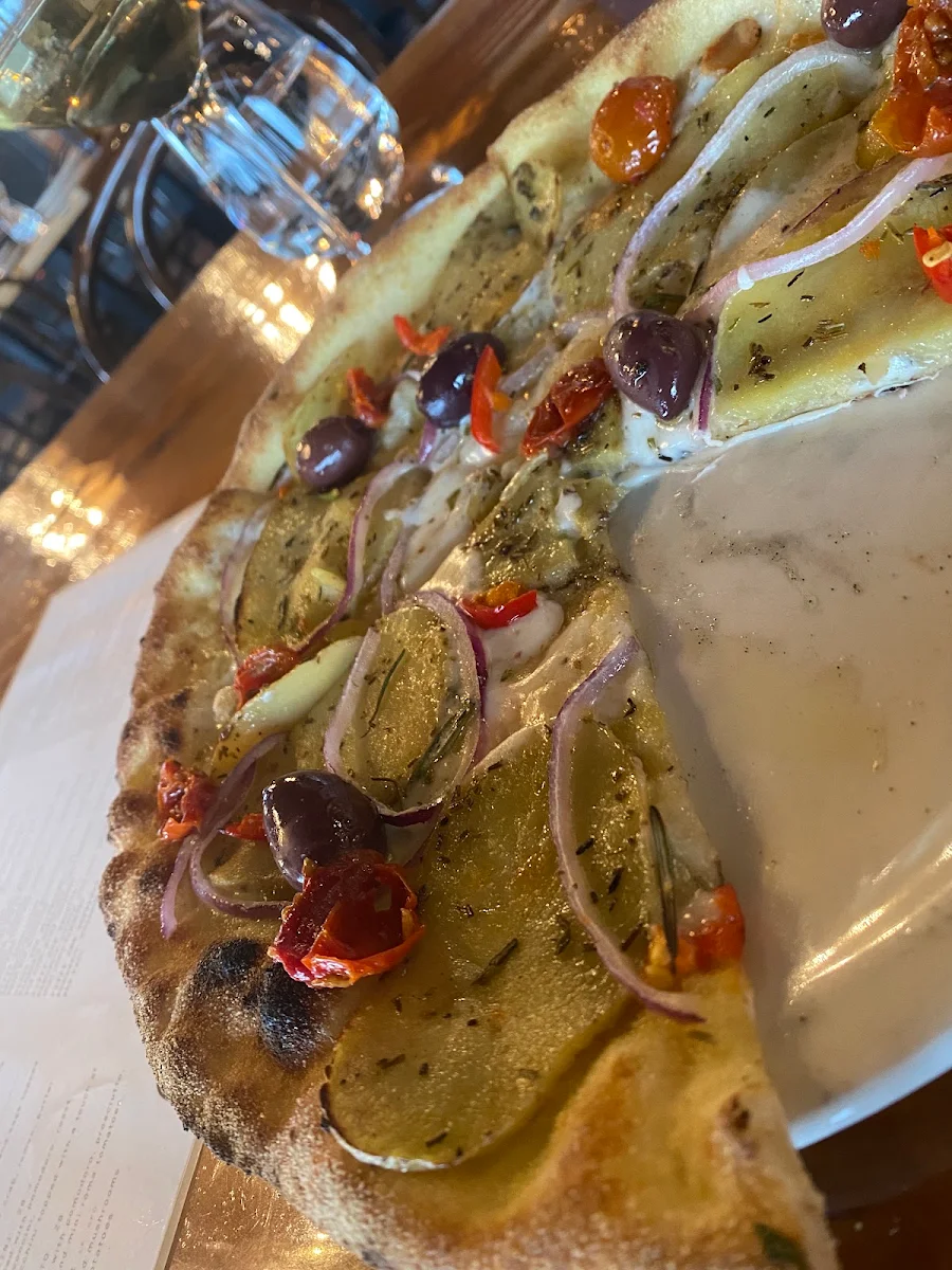 Pizza Bianca Con Patata, Zonzo Estate Yarra Valley