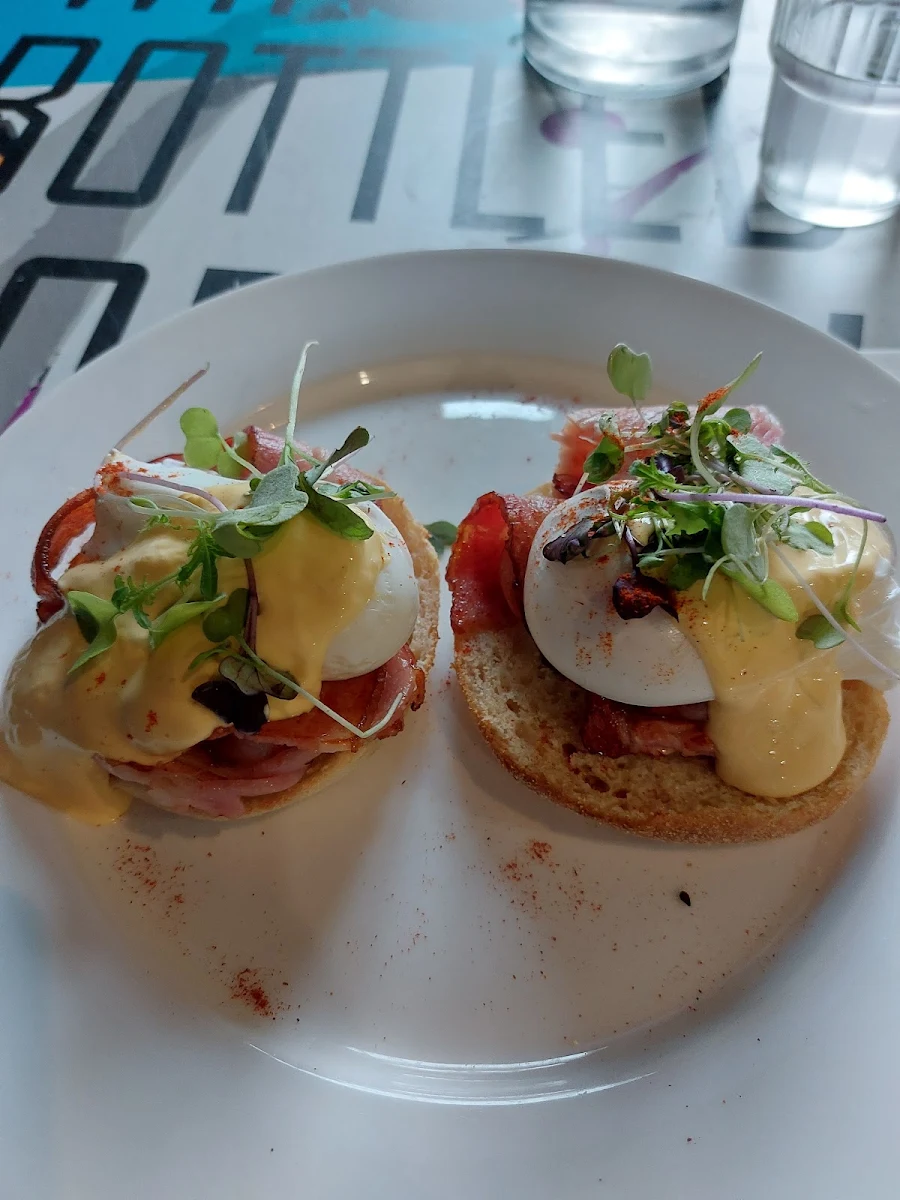 Eggs Benedict, St Kilda Grocery Bar